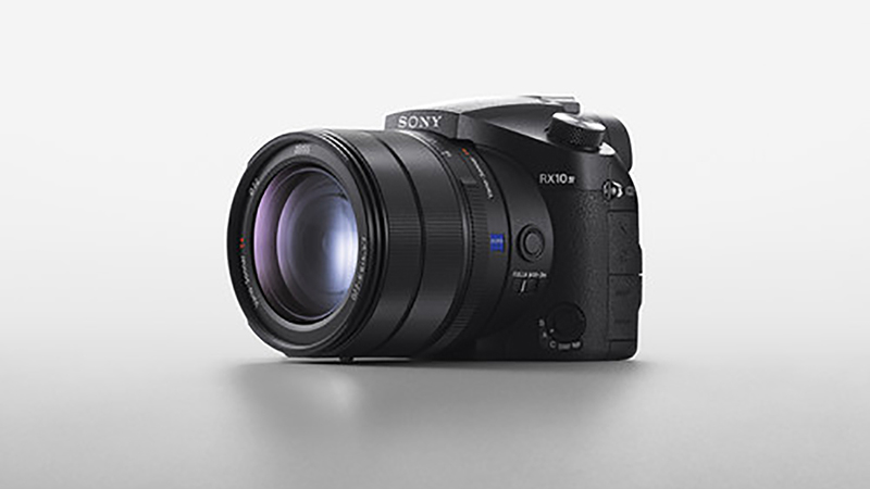 سوني تكشف عن كاميرة RX10 IV بجودة 4K وتصوير حركة بطيئة