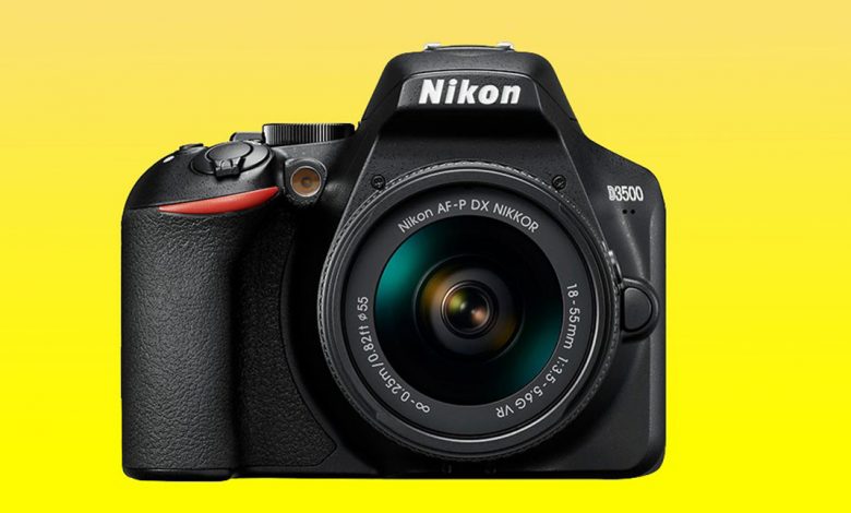 كاميرة نيكون D3500 صغيرة الحجم وبسيطة ومتعددة الاستخدامات