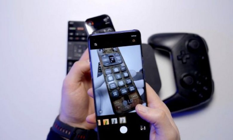 ميزة Photochrom في هاتف OnePlus 8 Pro للتصوير من خلال الملابس والبلاستيك