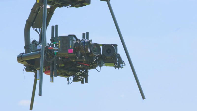 درون Flying Pictures ULTRA أقوى طائرة بدون طيار في العالم للتصوير السينمائي
